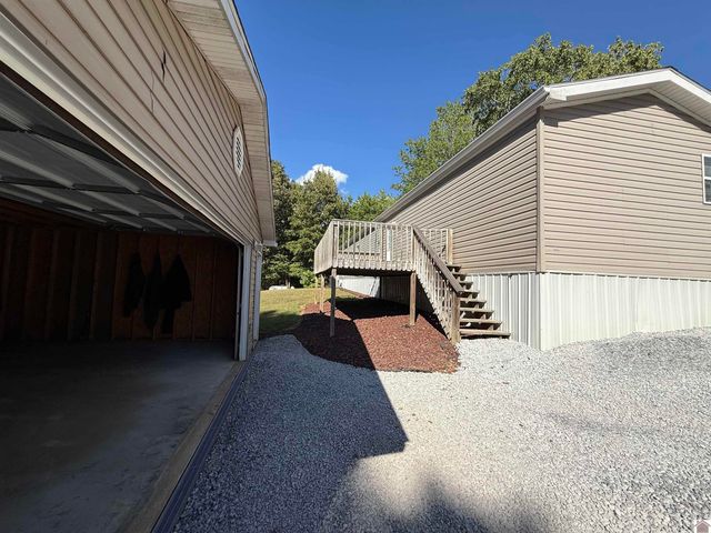 45 Drew Lane, Benton, KY 42025