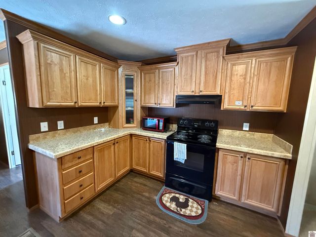 45 Drew Lane, Benton, KY 42025