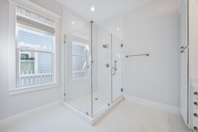 3 Mariner Pass, Galveston, TX 77554