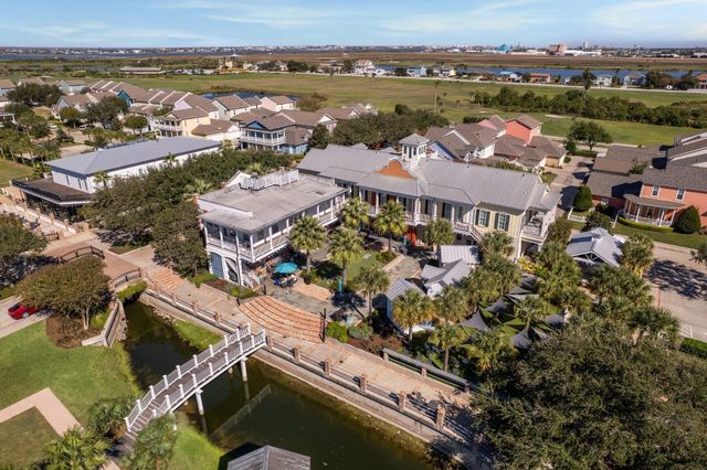 3 Mariner Pass, Galveston, TX 77554