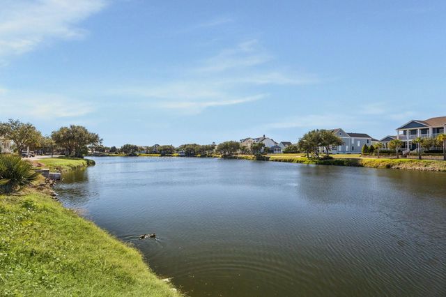 3 Mariner Pass, Galveston, TX 77554