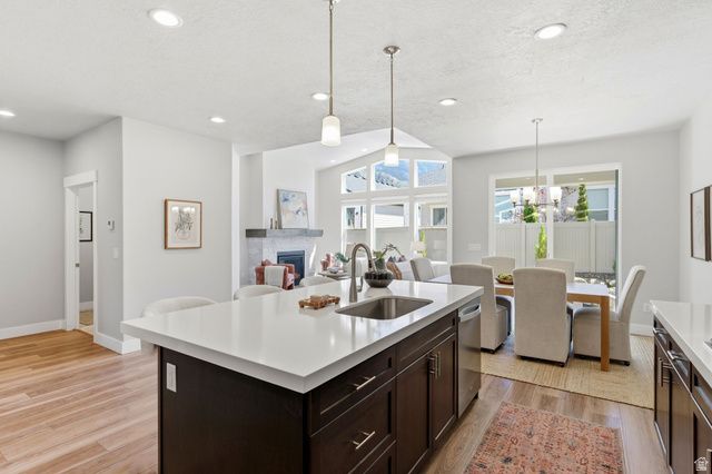 3518 E BRETON LN, Cottonwood Heights, UT 84093