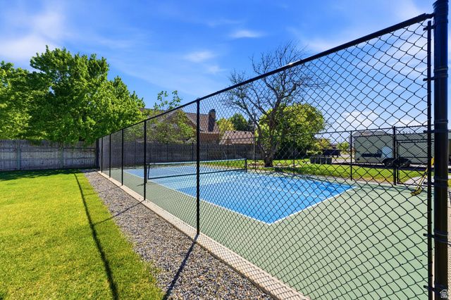 3518 E BRETON LN, Cottonwood Heights, UT 84093