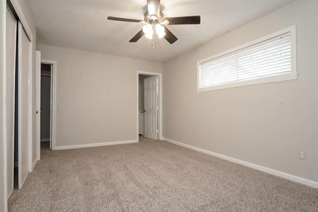 2505 Texas Avenue, Dickinson, TX 77539