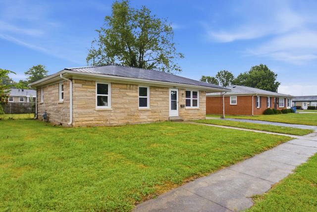737 Greenbriar Drive, Harrodsburg, KY 40330