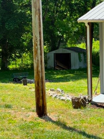 2267 Leatherwood Rd, Stewart, TN 37175