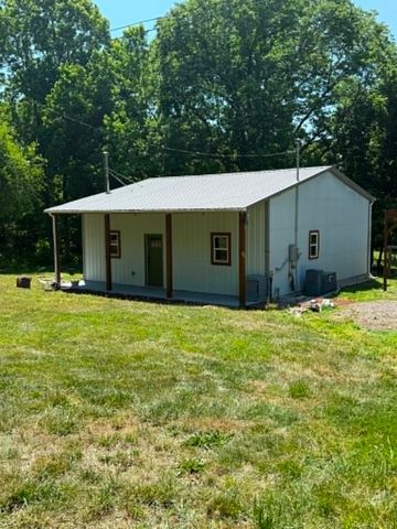 2267 Leatherwood Rd, Stewart, TN 37175