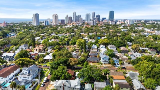 205 12TH AVENUE N, St Petersburg, FL 33701