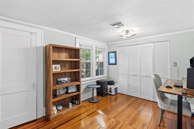205 12TH AVENUE N, St Petersburg, FL 33701