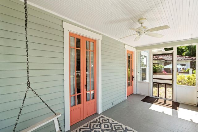205 12TH AVENUE N, St Petersburg, FL 33701