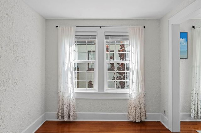 205 12TH AVENUE N, St Petersburg, FL 33701