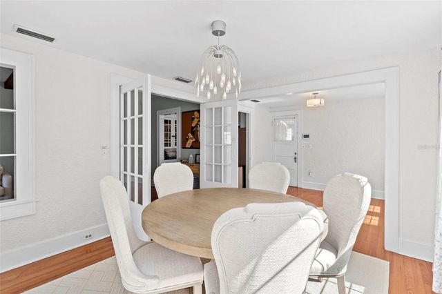 205 12TH AVENUE N, St Petersburg, FL 33701