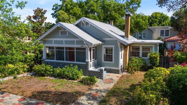 205 12TH AVENUE N, St Petersburg, FL 33701
