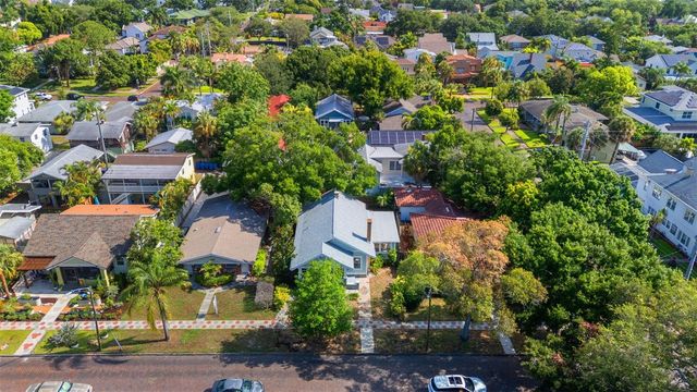 205 12TH AVENUE N, St Petersburg, FL 33701