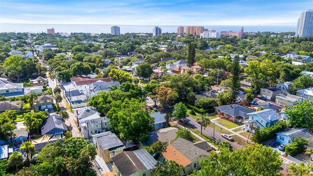 205 12TH AVENUE N, St Petersburg, FL 33701
