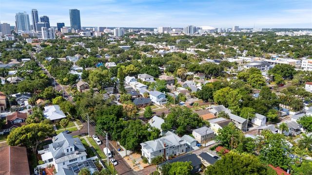 205 12TH AVENUE N, St Petersburg, FL 33701