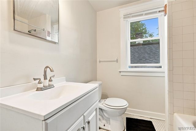 92 Victoria Avenue, Buffalo, NY 14214