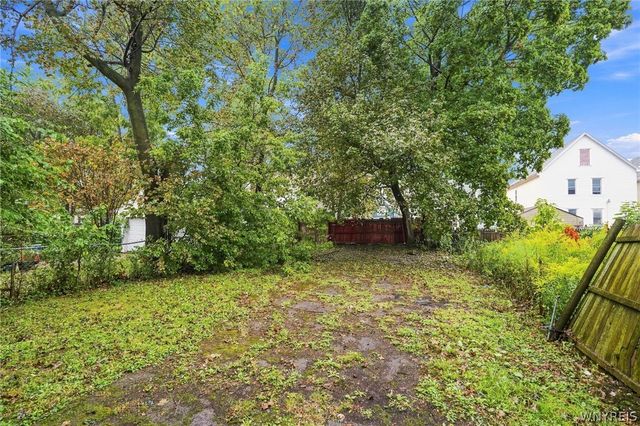 92 Victoria Avenue, Buffalo, NY 14214