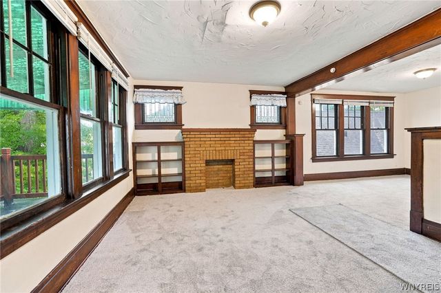 92 Victoria Avenue, Buffalo, NY 14214