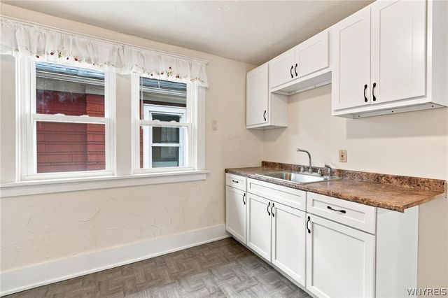 92 Victoria Avenue, Buffalo, NY 14214