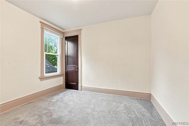 92 Victoria Avenue, Buffalo, NY 14214