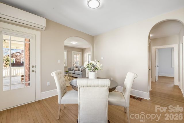 174 Dorchester Avenue, Asheville, NC 28806