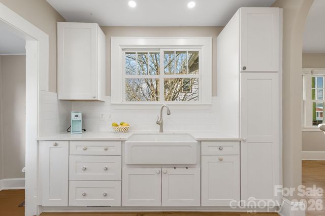 174 Dorchester Avenue, Asheville, NC 28806