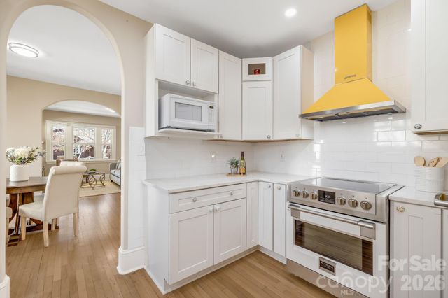 174 Dorchester Avenue, Asheville, NC 28806