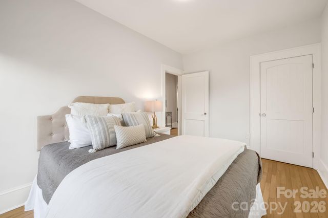 174 Dorchester Avenue, Asheville, NC 28806