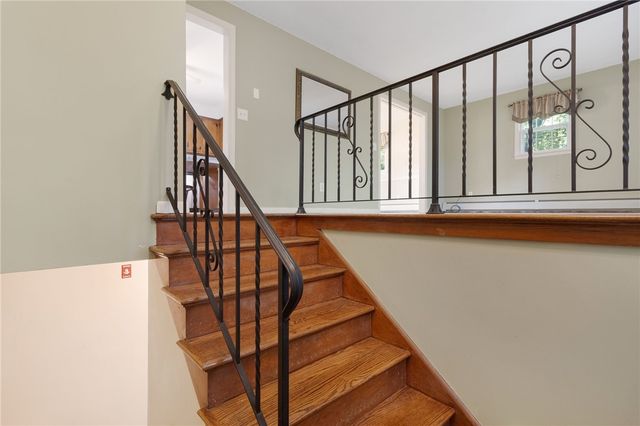 350 Essex Road, North Kingstown, RI 02852