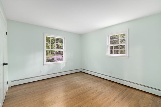 350 Essex Road, North Kingstown, RI 02852