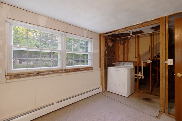 350 Essex Road, North Kingstown, RI 02852
