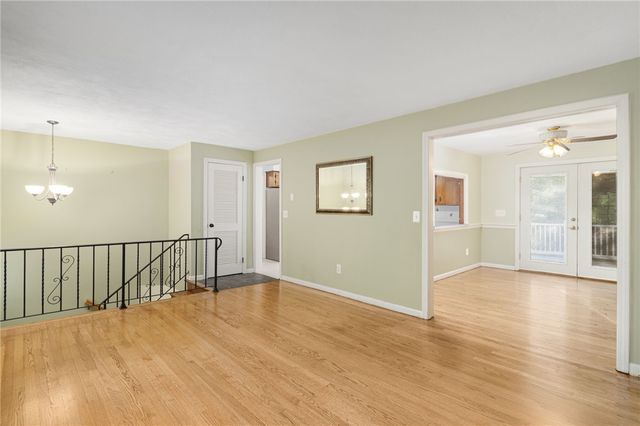 350 Essex Road, North Kingstown, RI 02852