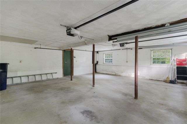 350 Essex Road, North Kingstown, RI 02852