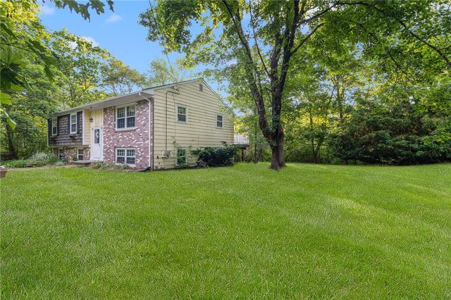 350 Essex Road, North Kingstown, RI 02852