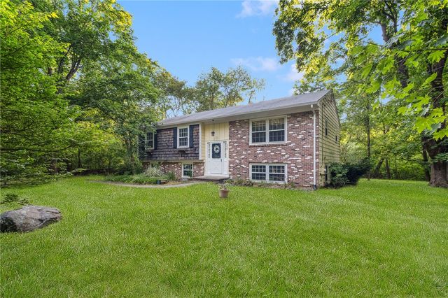 350 Essex Road, North Kingstown, RI 02852