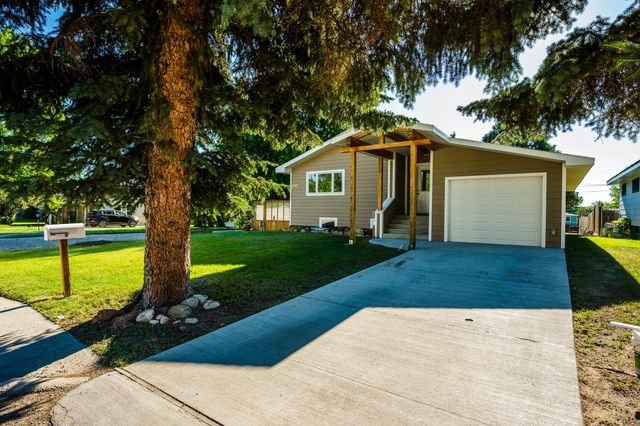 735 N Carrington Avenue, Buffalo, WY 82834 property photo