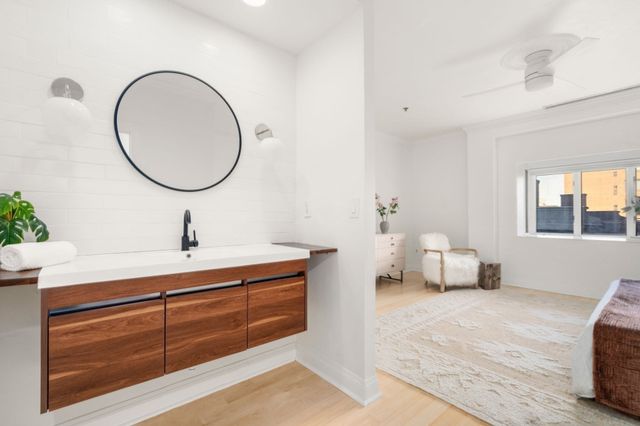 1265 Beacon St 505, Brookline, MA 02446