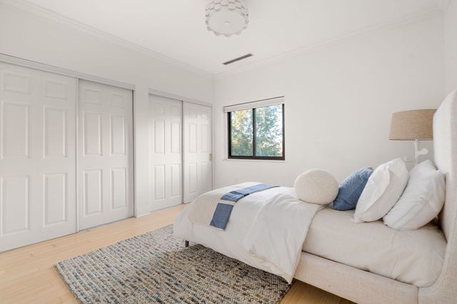1265 Beacon St 505, Brookline, MA 02446