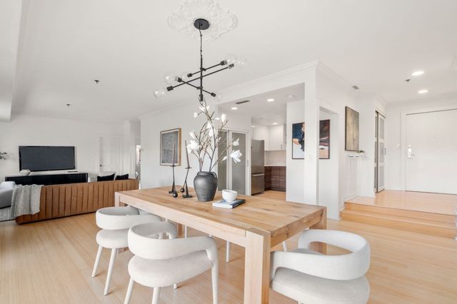 1265 Beacon St 505, Brookline, MA 02446