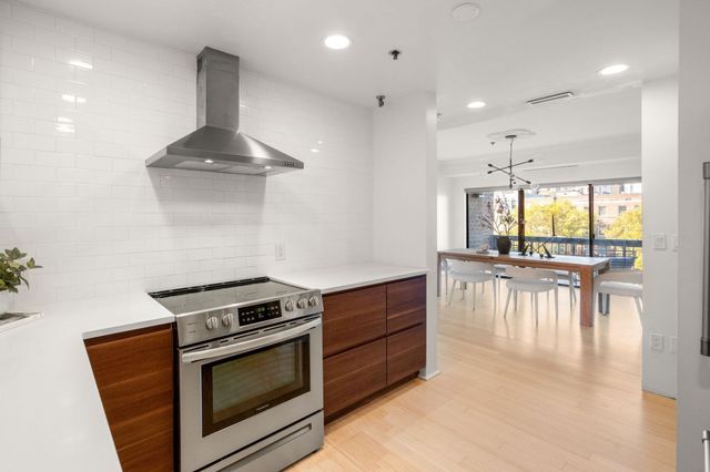 1265 Beacon St 505, Brookline, MA 02446