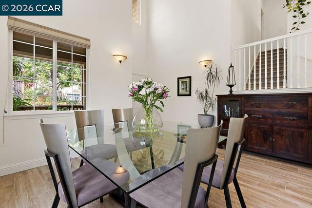 240 Explorer Way, Martinez, CA 94553
