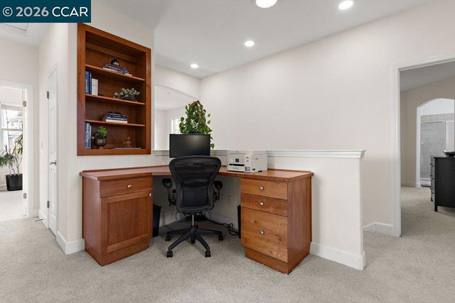 240 Explorer Way, Martinez, CA 94553