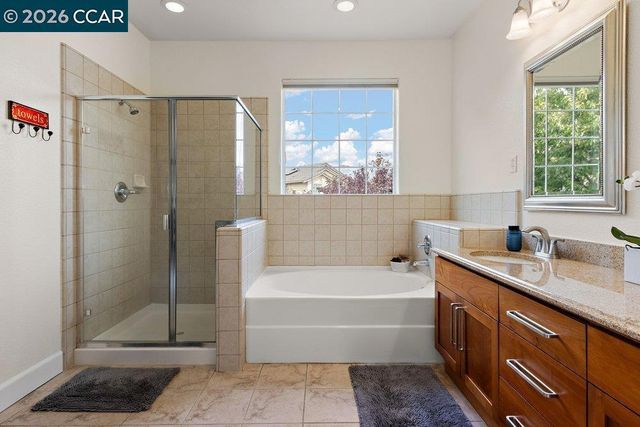 240 Explorer Way, Martinez, CA 94553