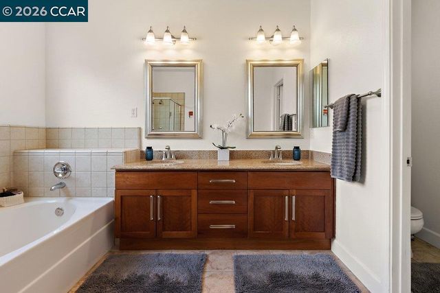 240 Explorer Way, Martinez, CA 94553