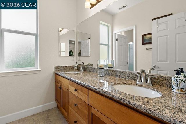 240 Explorer Way, Martinez, CA 94553