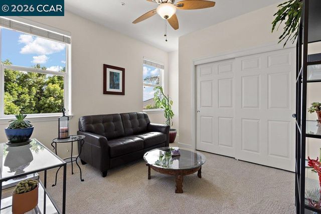 240 Explorer Way, Martinez, CA 94553