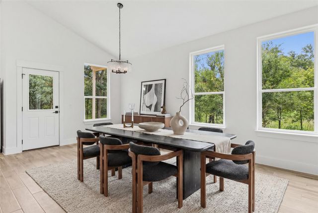 113 Mokulua LN, Bastrop, TX 78602