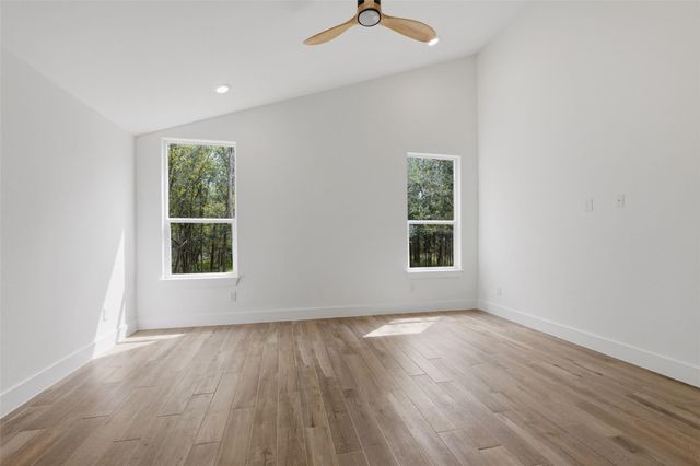 113 Mokulua LN, Bastrop, TX 78602