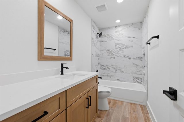 113 Mokulua LN, Bastrop, TX 78602